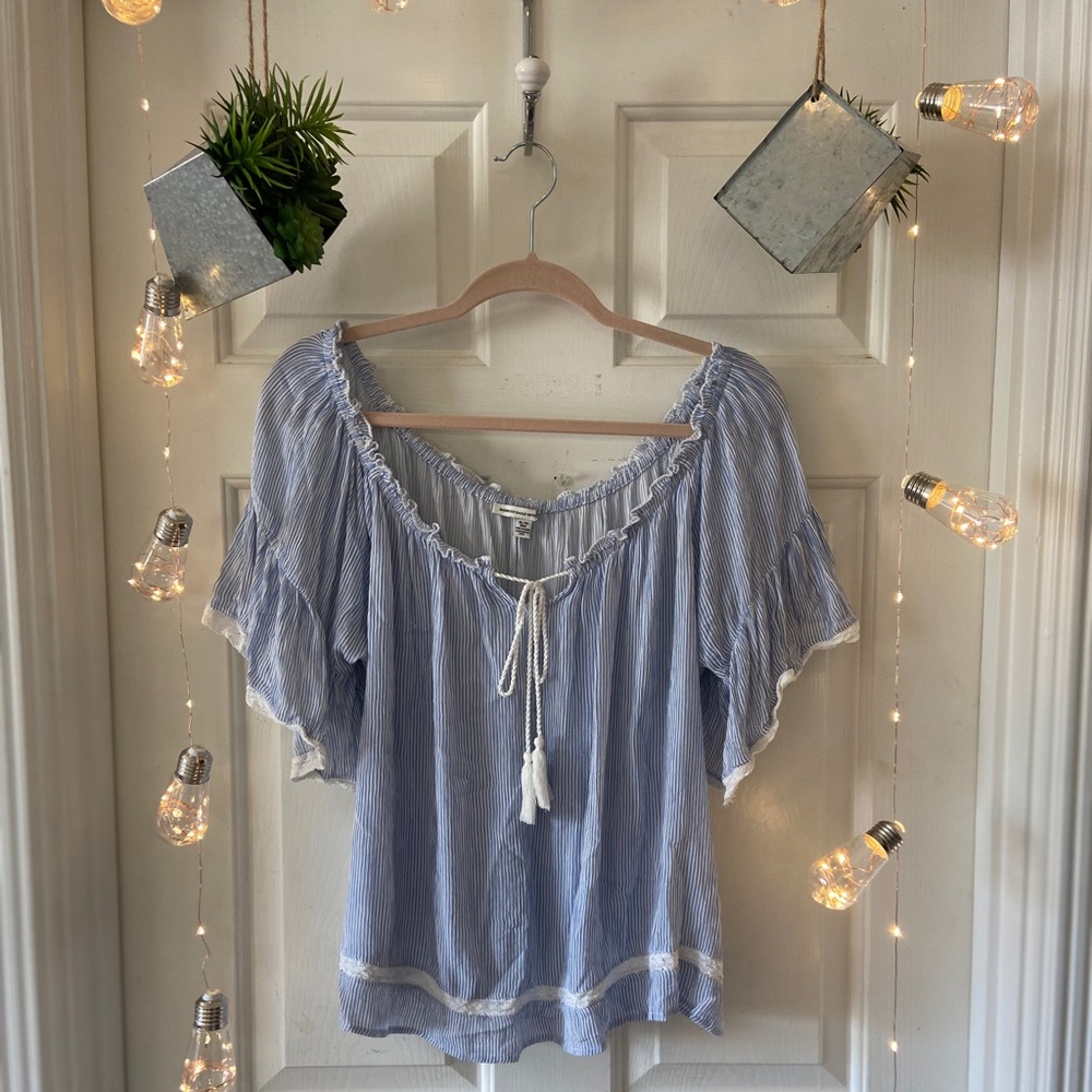 American Eagle Off-The-Shoulder Top